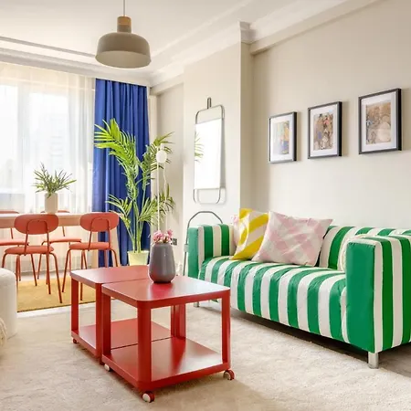 Daire Vibrant Duplex With Terrace 2 Min To Cevahir Mall İstanbul