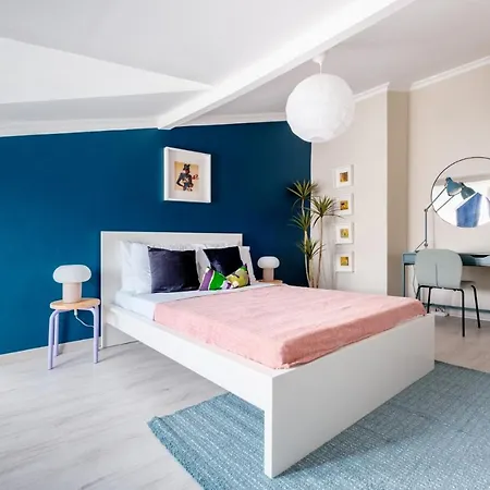 Vibrant Duplex With Terrace 2 Min To Cevahir Mall Isztambul