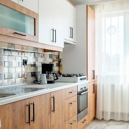 Vibrant Duplex With Terrace 2 Min To Cevahir Mall * Istanbul
